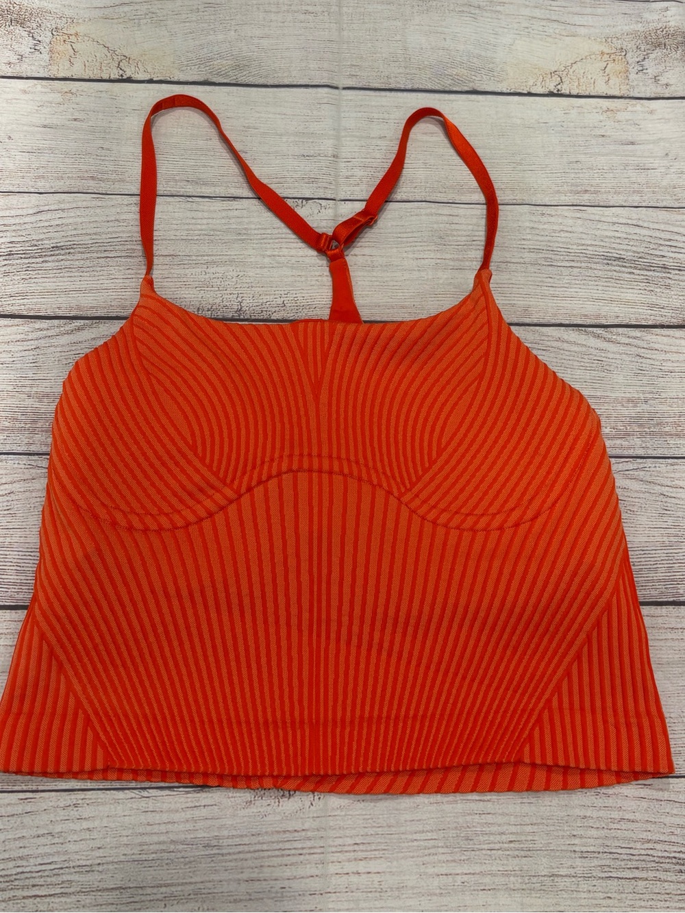 LULULEMON Strappy Seamless Shelf Tank Top Size 6